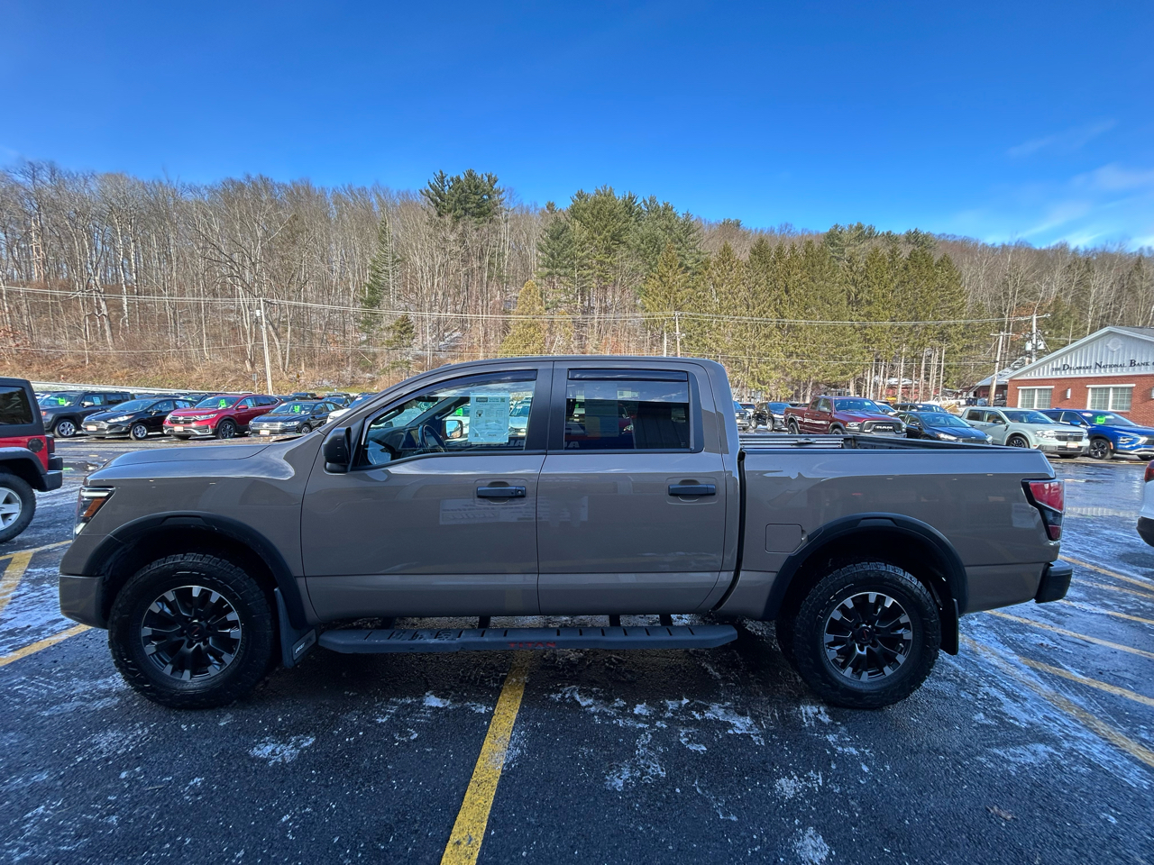 Nissan Titan PRO-4X 2021