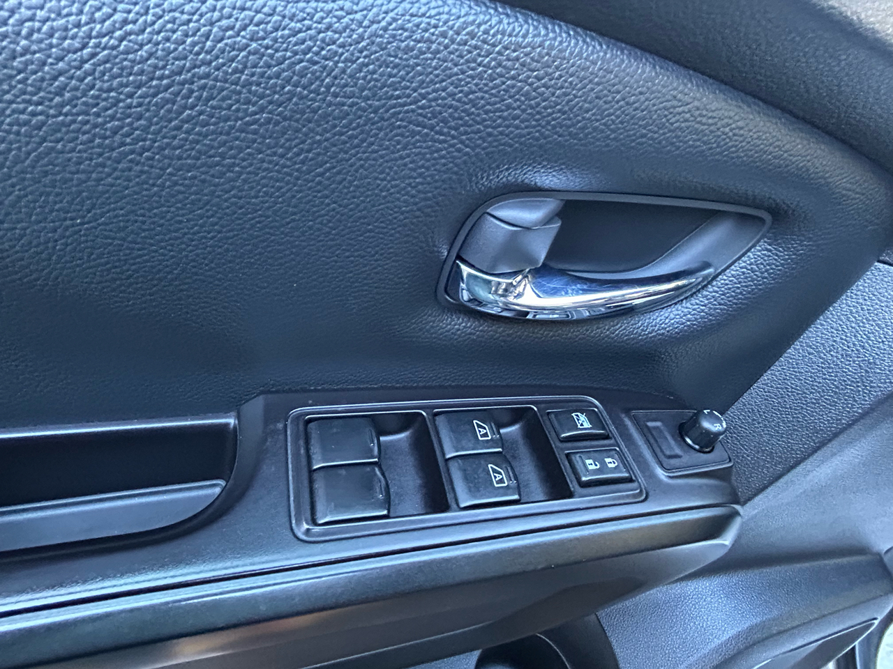 Nissan Titan PRO-4X 2021