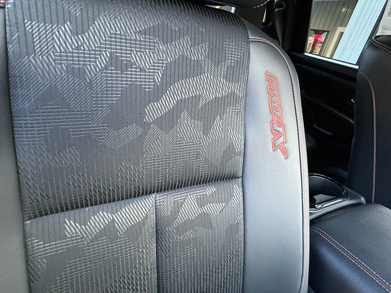 Nissan Titan PRO-4X 2021