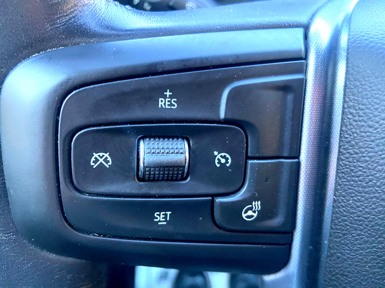 GMC Sierra 1500 Limited Elevation Crew Cab 4WD 2022