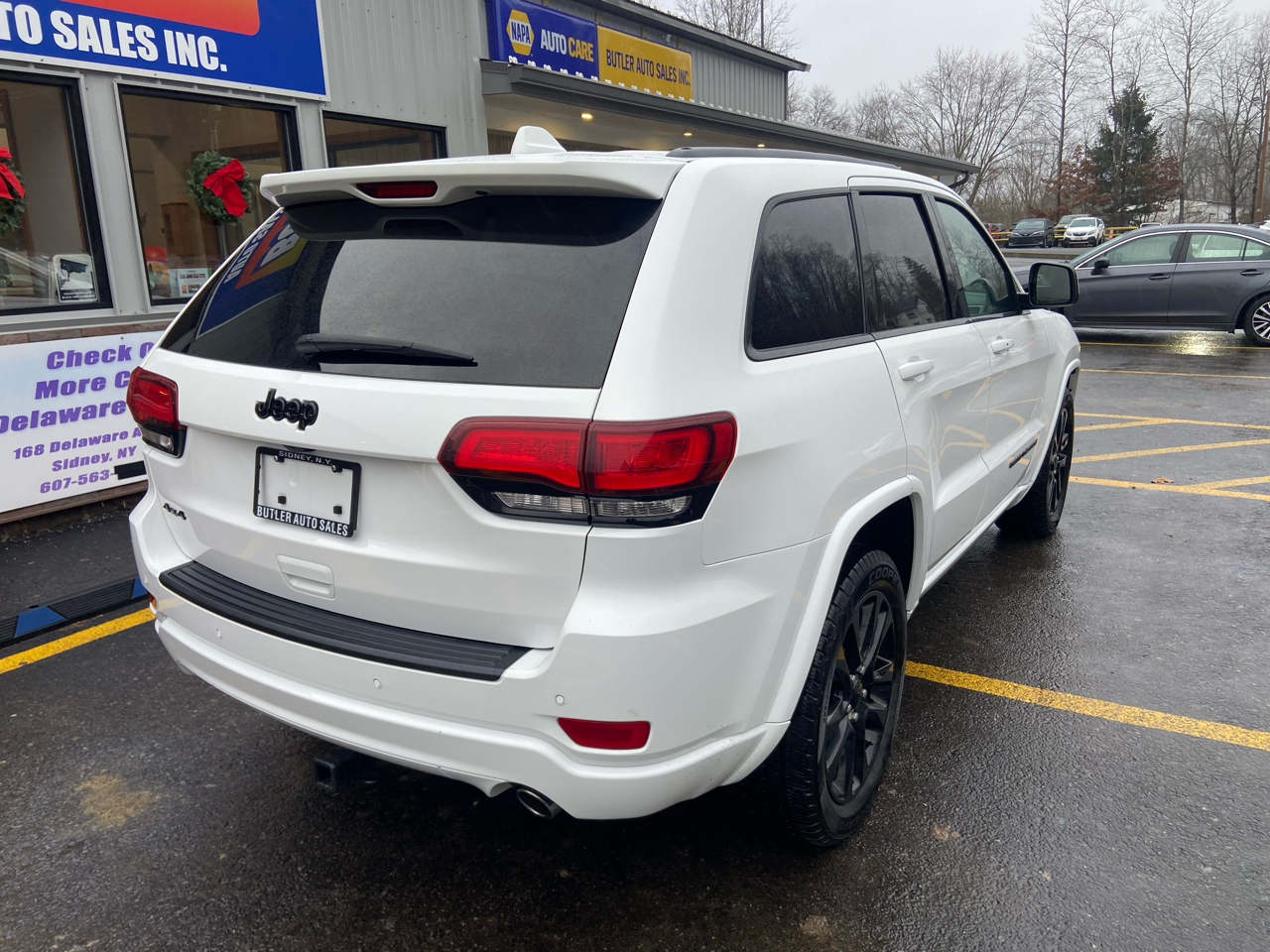 Jeep Grand Cherokee Laredo 4WD 2018
