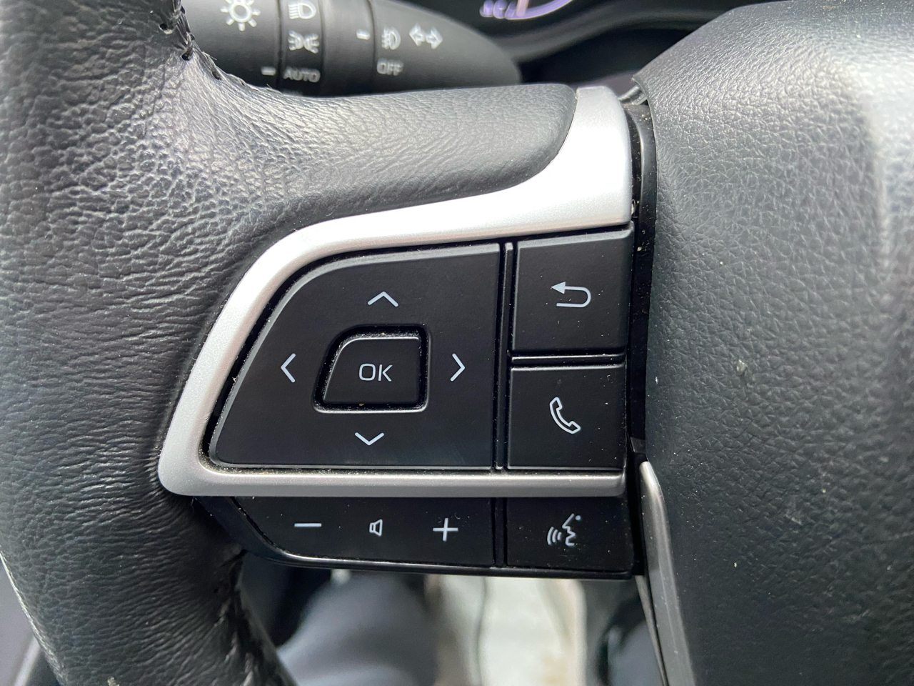 Toyota Sienna XLE 7-Passenger 2024