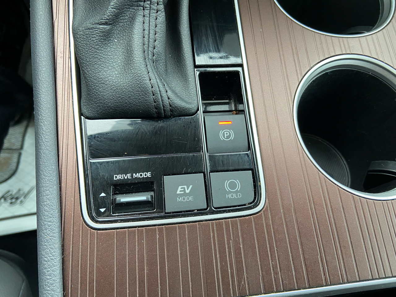 Toyota Sienna XLE 7-Passenger 2024