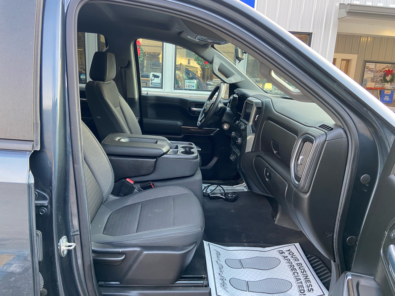 Chevrolet Silverado 1500 LT Crew Cab 4WD 2020