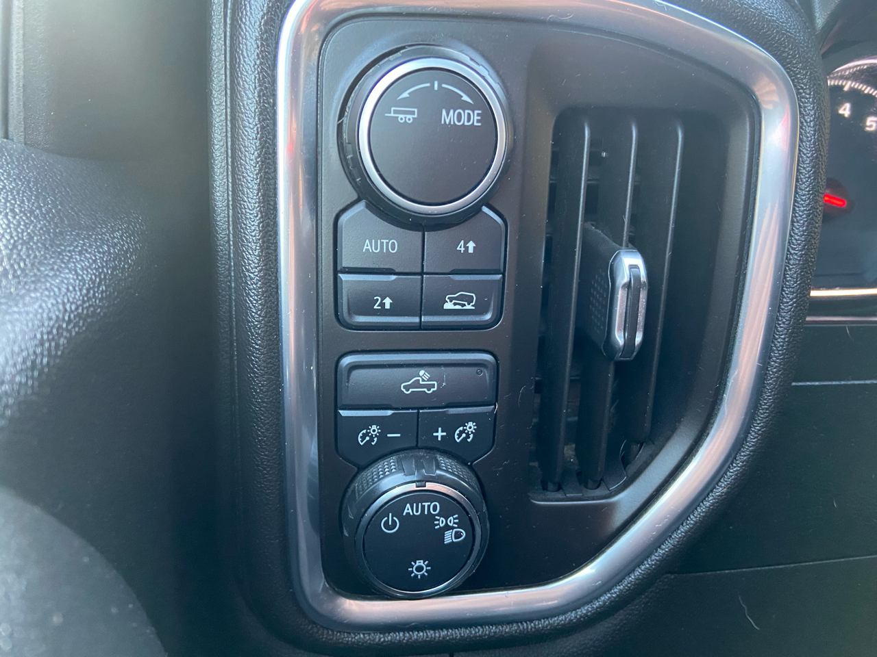 Chevrolet Silverado 1500 LT Crew Cab 4WD 2020