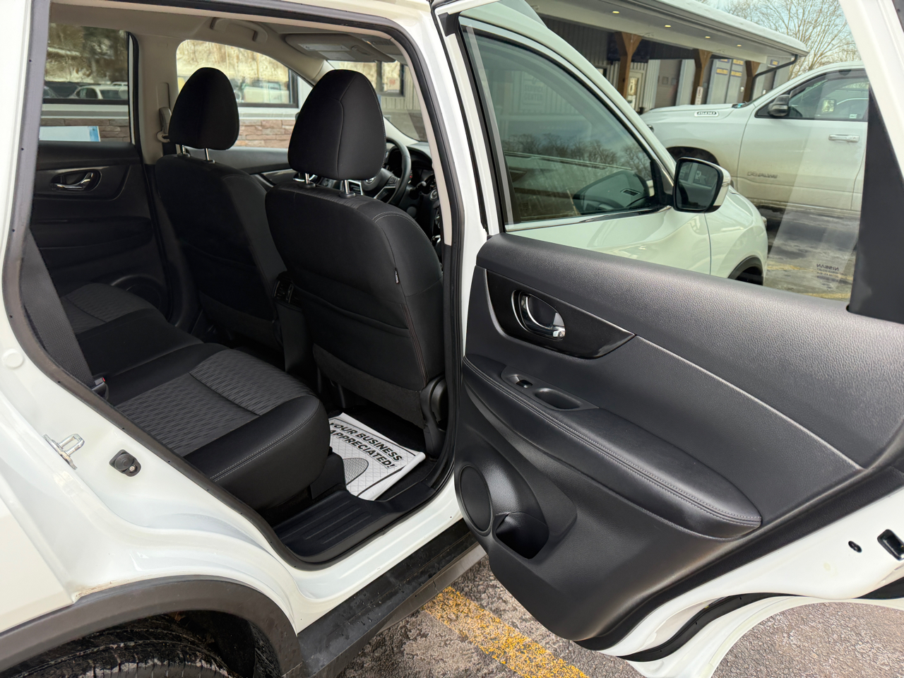 Nissan Rogue SV AWD 2018