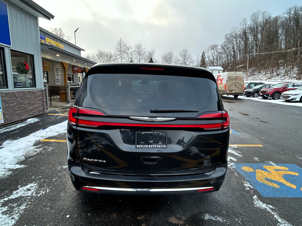 Chrysler Pacifica Touring L 2023