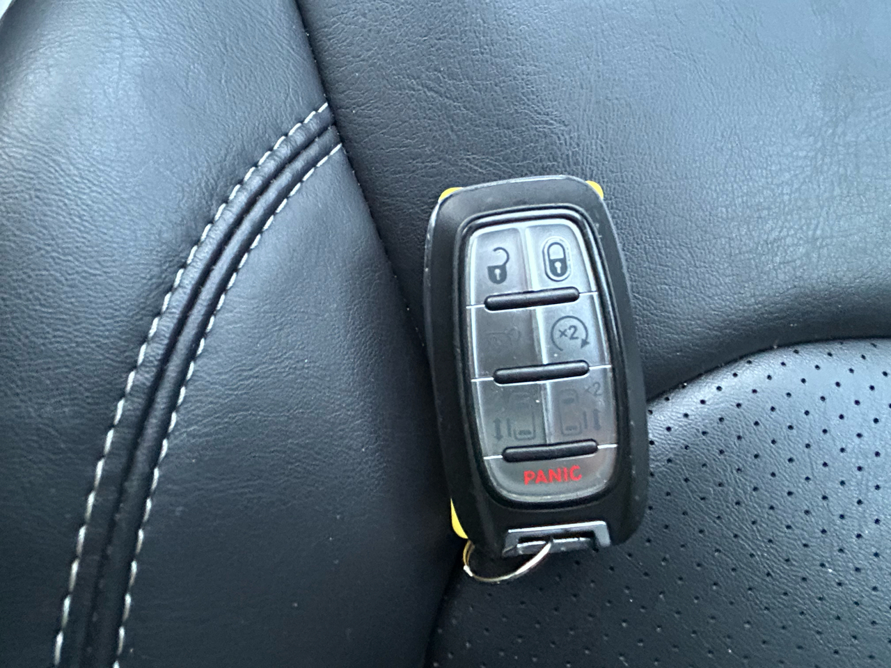 Chrysler Pacifica Touring L 2023