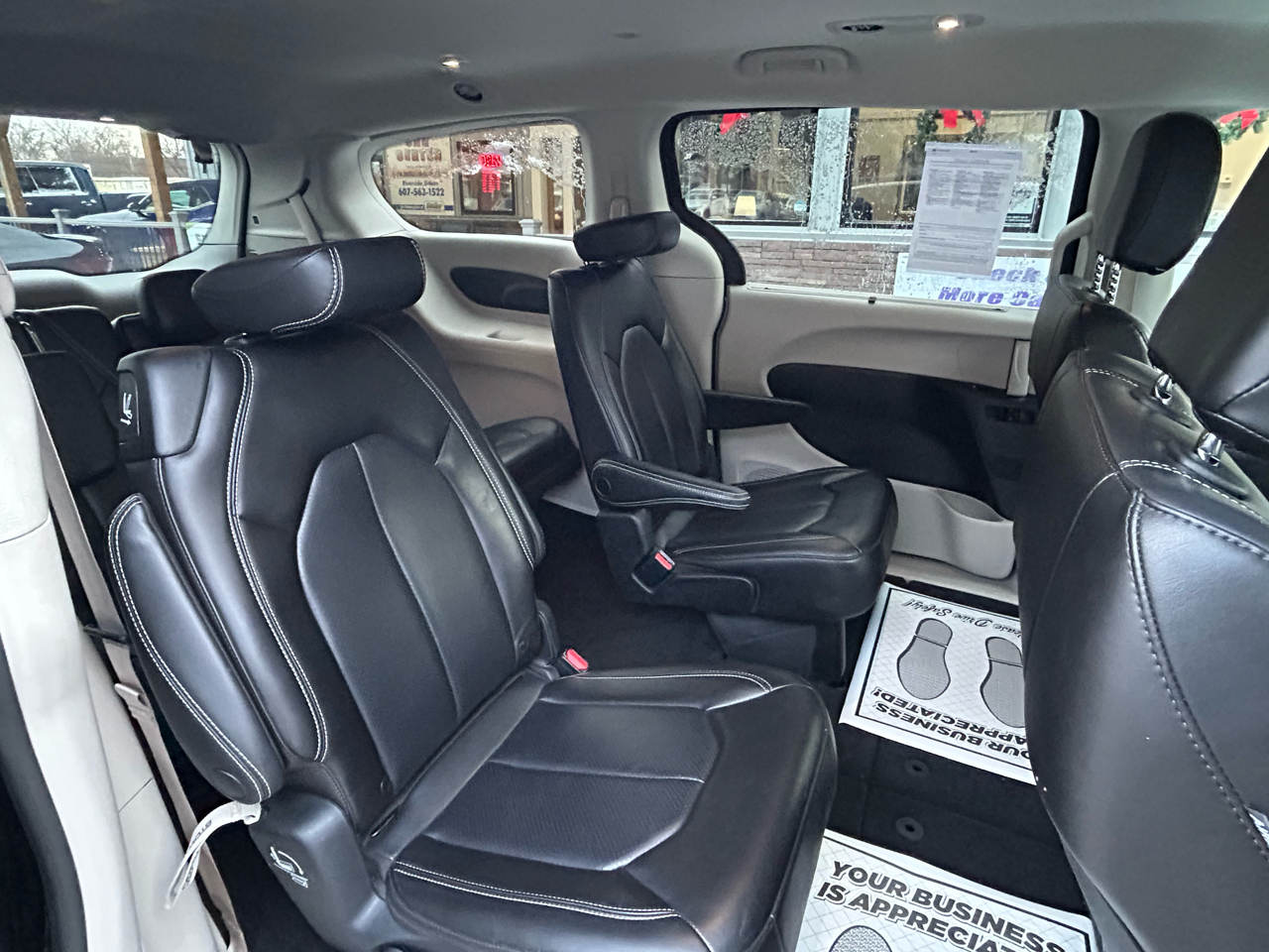 Chrysler Pacifica Touring L 2023