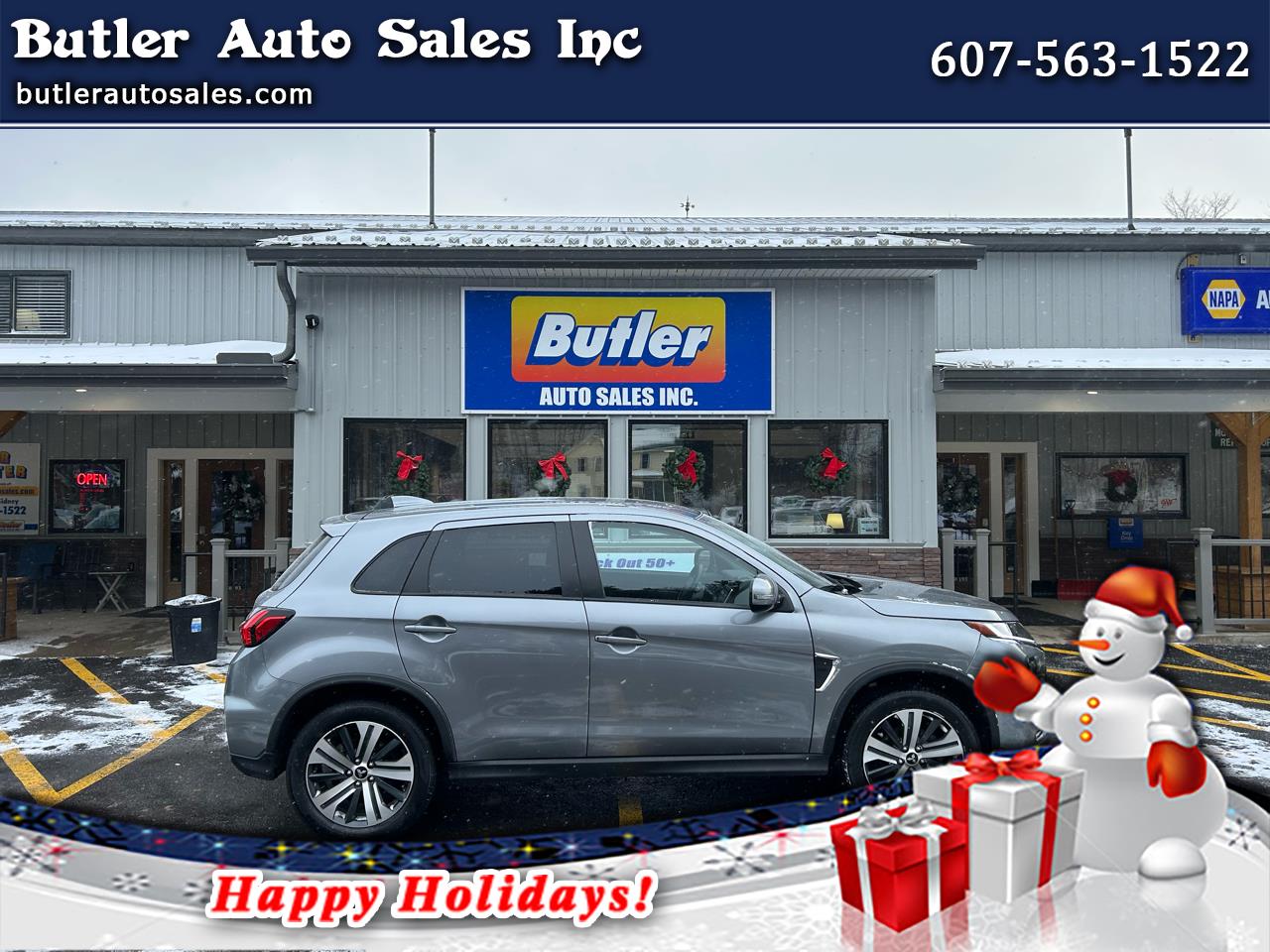 2024 Mitsubishi Outlander Sport SE's photo