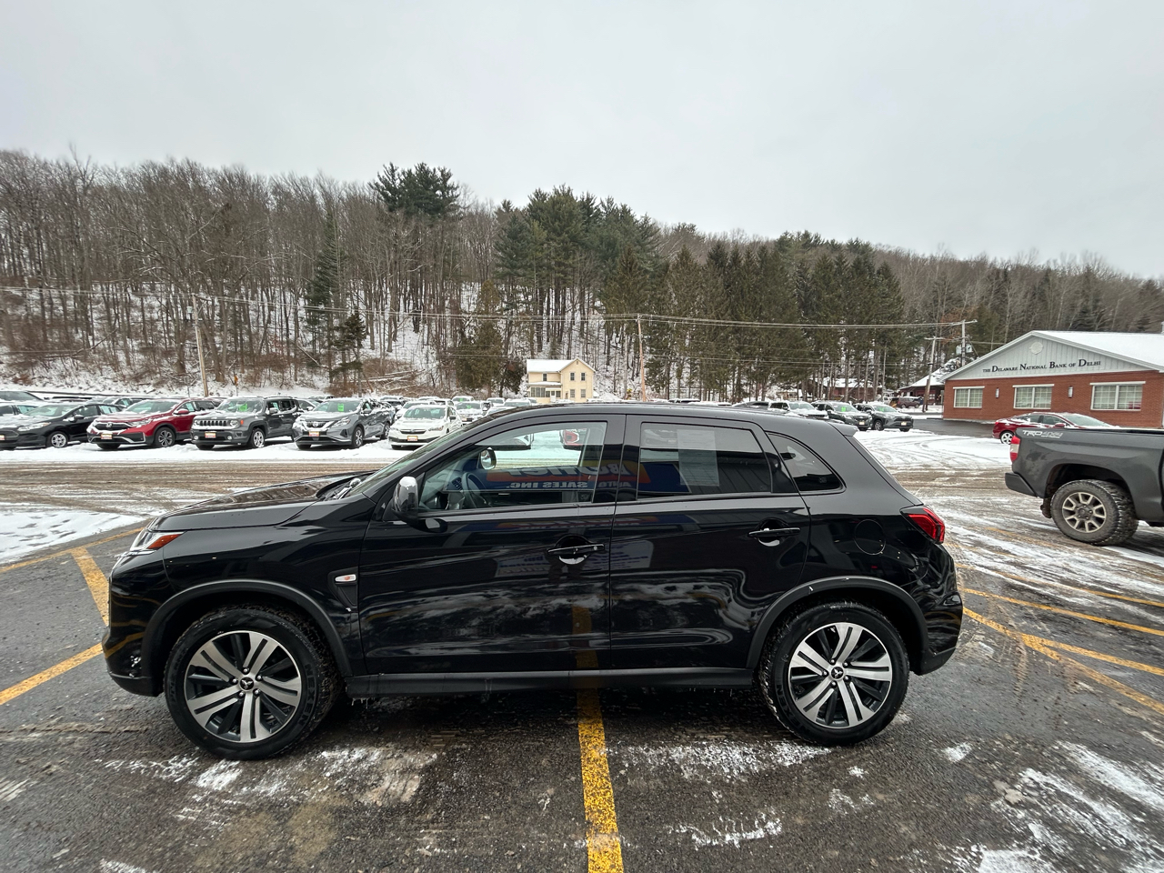 Mitsubishi Outlander Sport 2.0 ES 4WD 2024