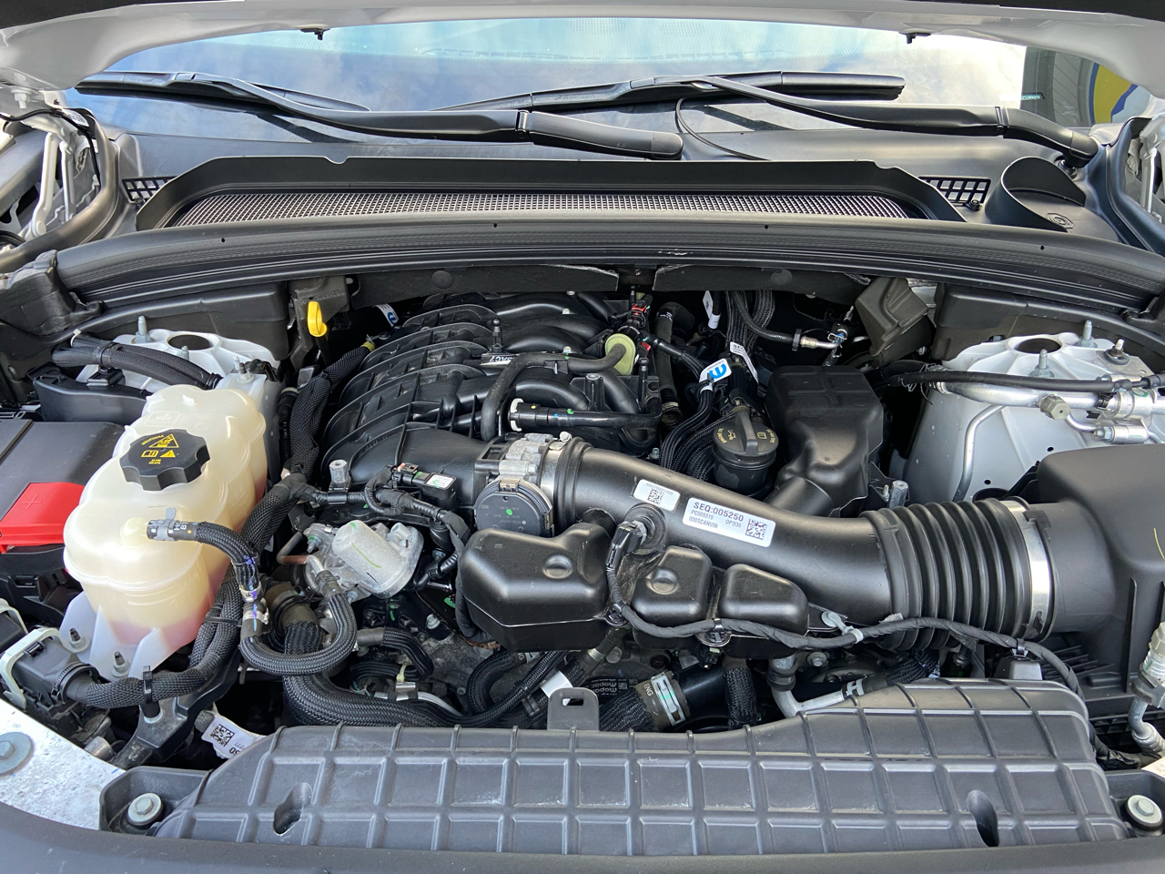 Jeep Grand Cherokee Laredo 4WD 2023