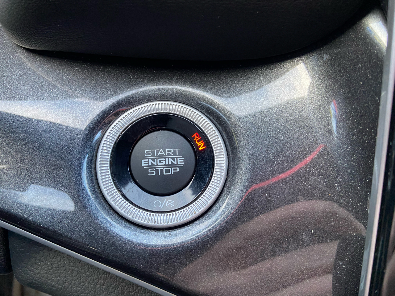 Jeep Grand Cherokee Laredo 4WD 2023