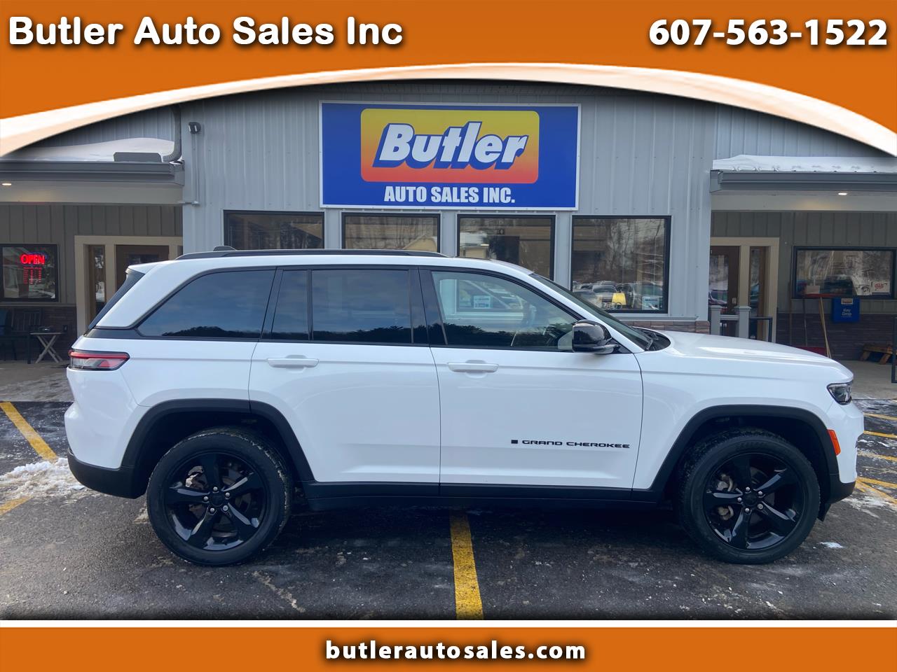 2023 Jeep Grand Cherokee Altitude's photo