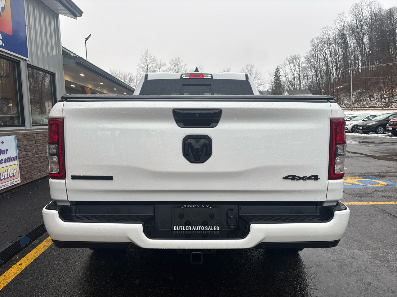 RAM 1500 Big Horn Quad Cab 4WD 2023