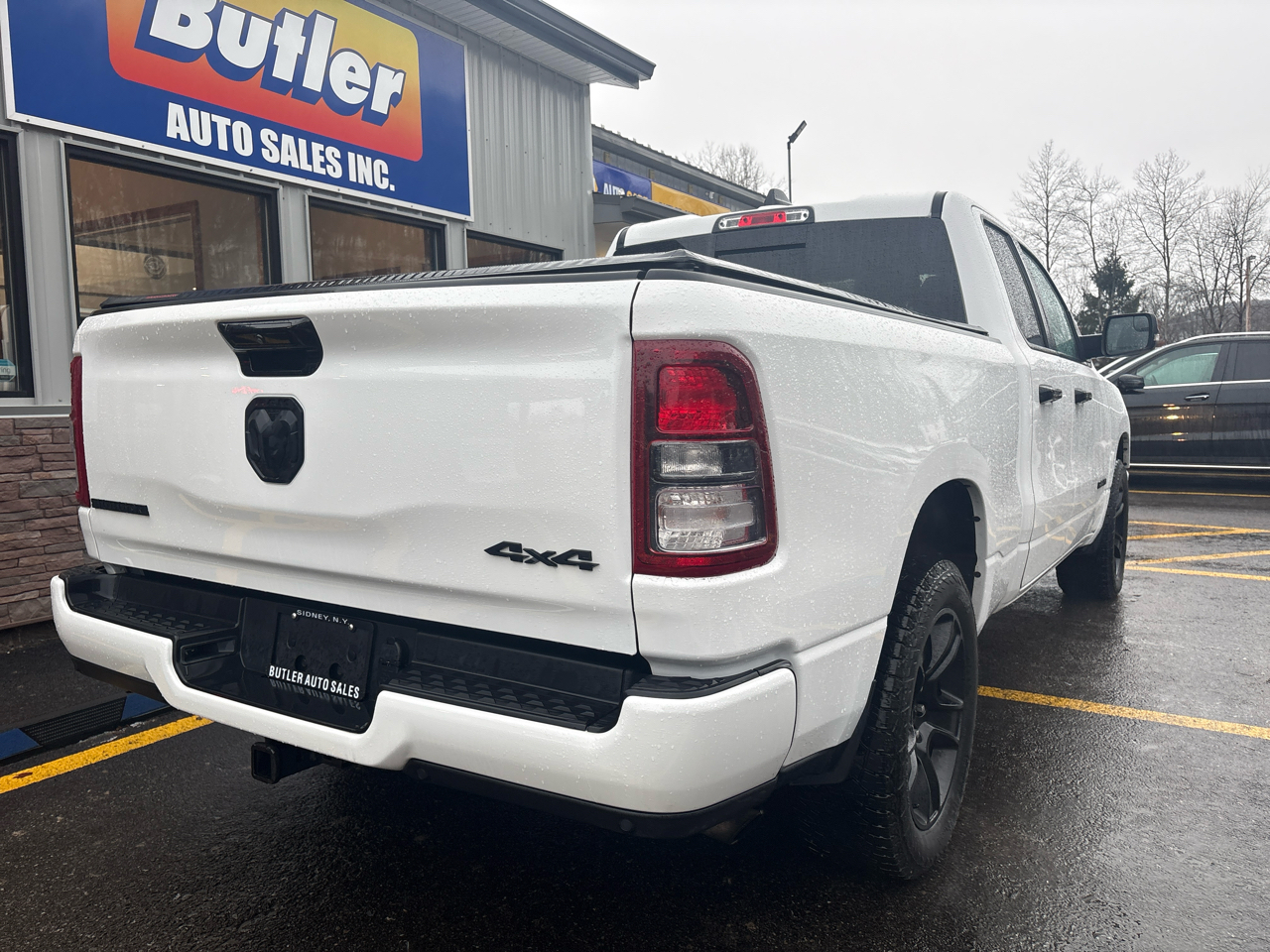 RAM 1500 Big Horn Quad Cab 4WD 2023