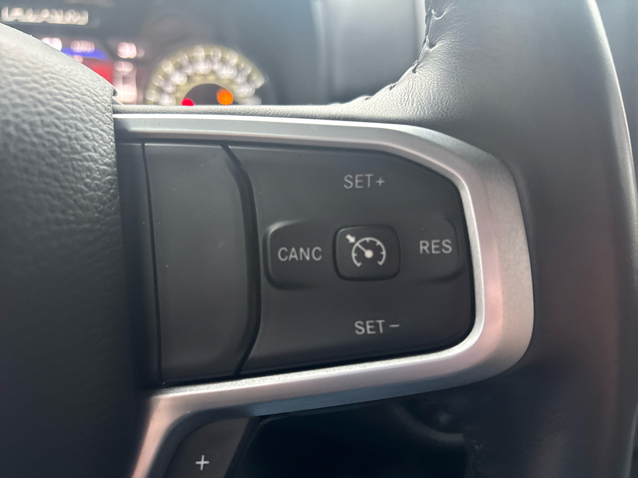 RAM 1500 Big Horn Quad Cab 4WD 2023