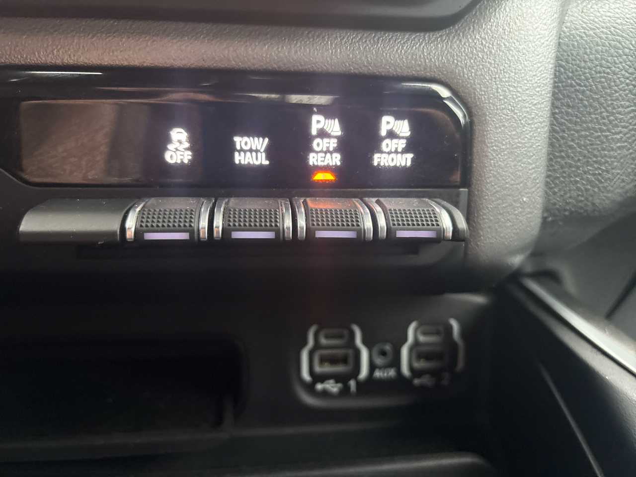 RAM 1500 Big Horn Quad Cab 4WD 2023