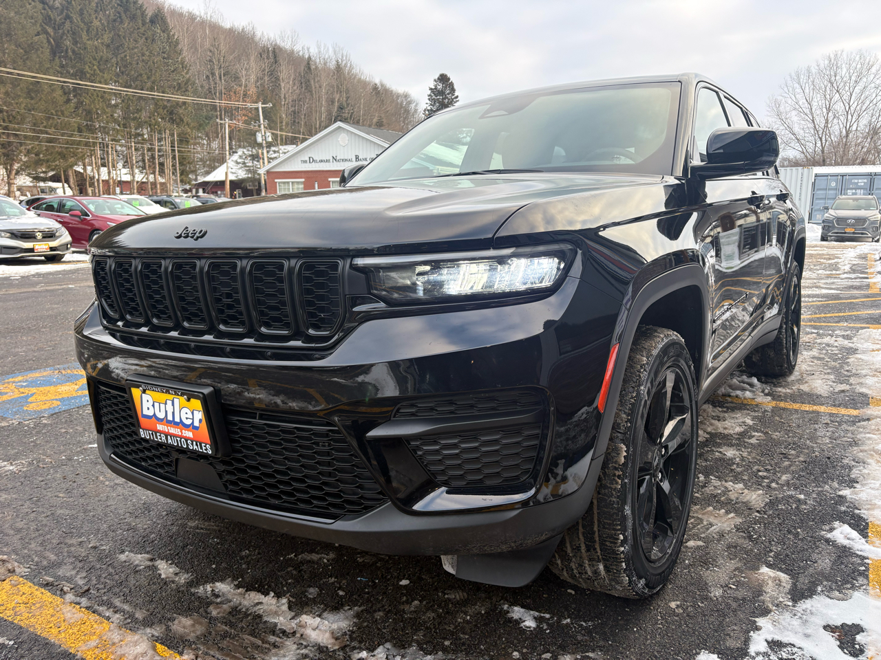 Jeep Grand Cherokee Altitude 4D SUV 4WD 2023