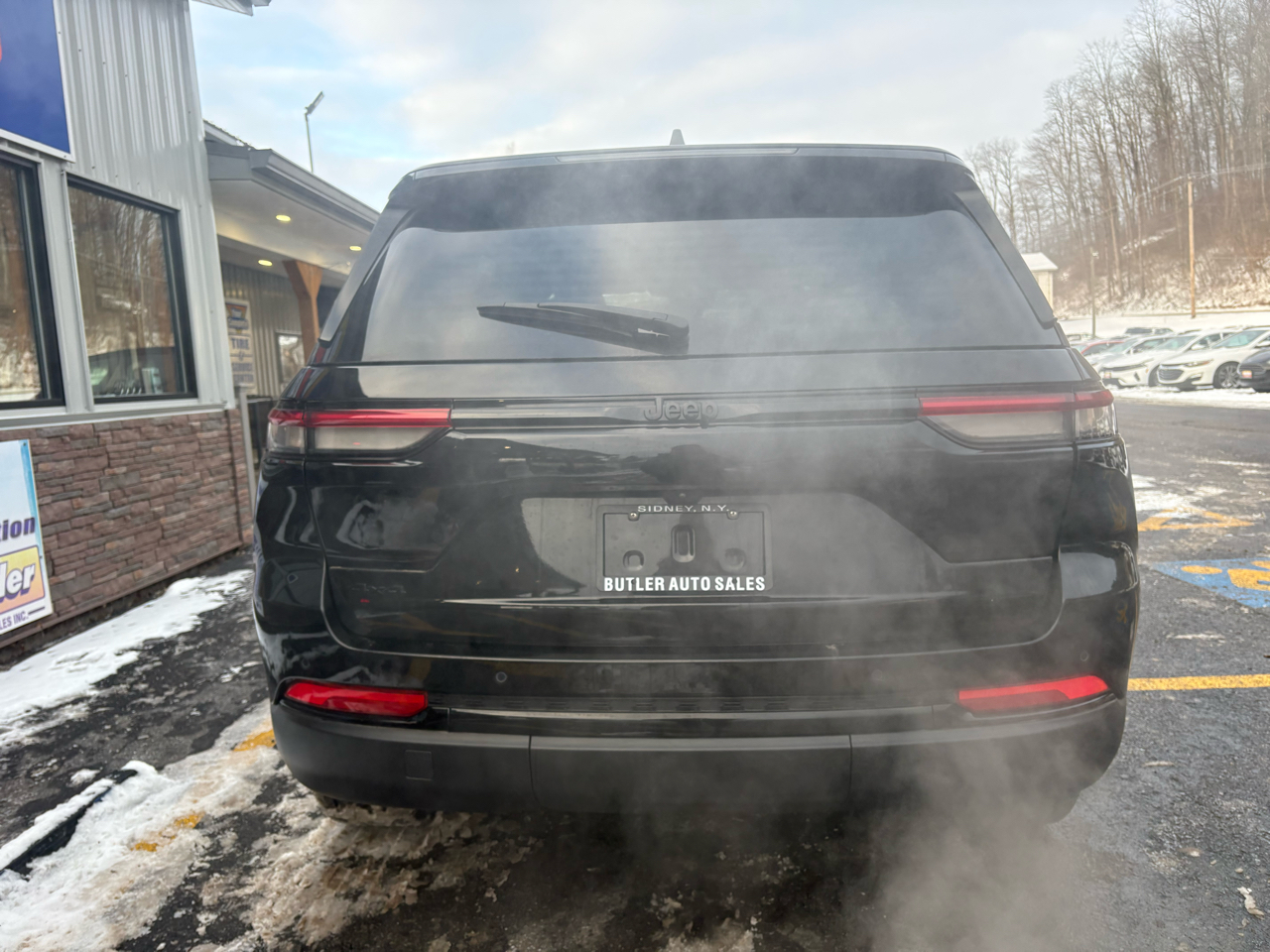 Jeep Grand Cherokee Altitude 4D SUV 4WD 2023