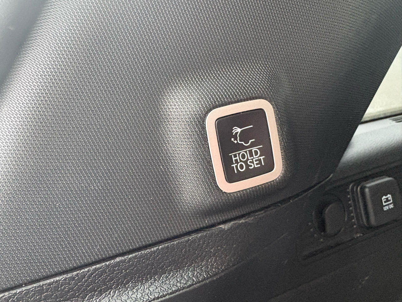 Jeep Grand Cherokee Altitude 4D SUV 4WD 2023