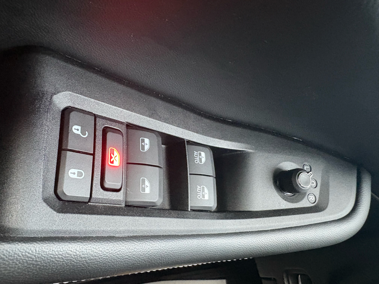 Jeep Grand Cherokee Altitude 4D SUV 4WD 2023