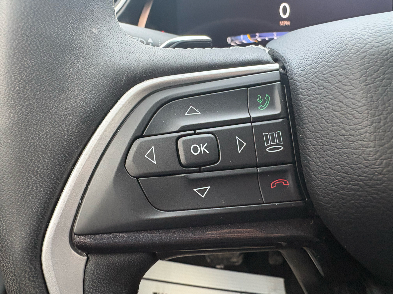 Jeep Grand Cherokee Altitude 4D SUV 4WD 2023