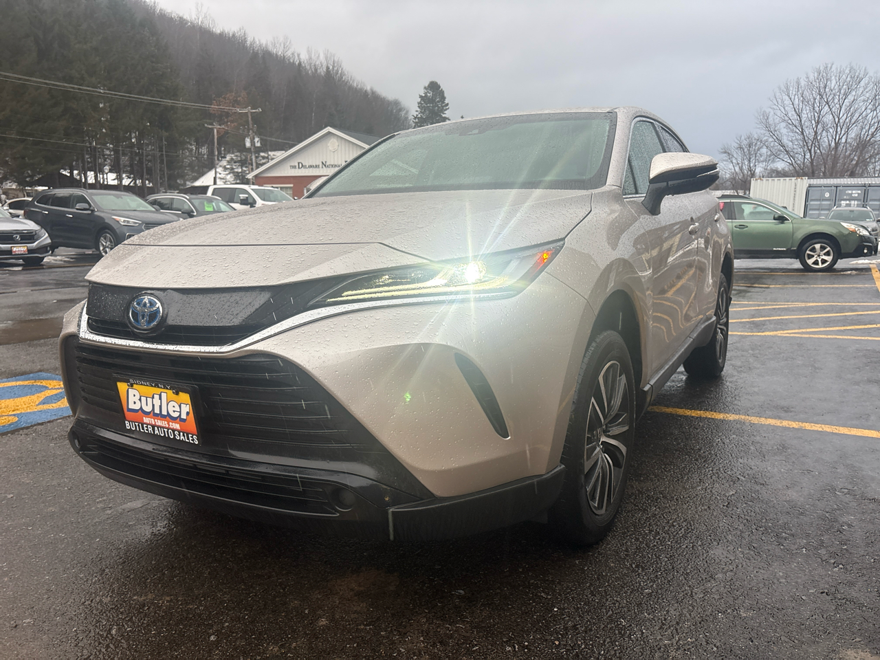 Toyota Venza LE 2023