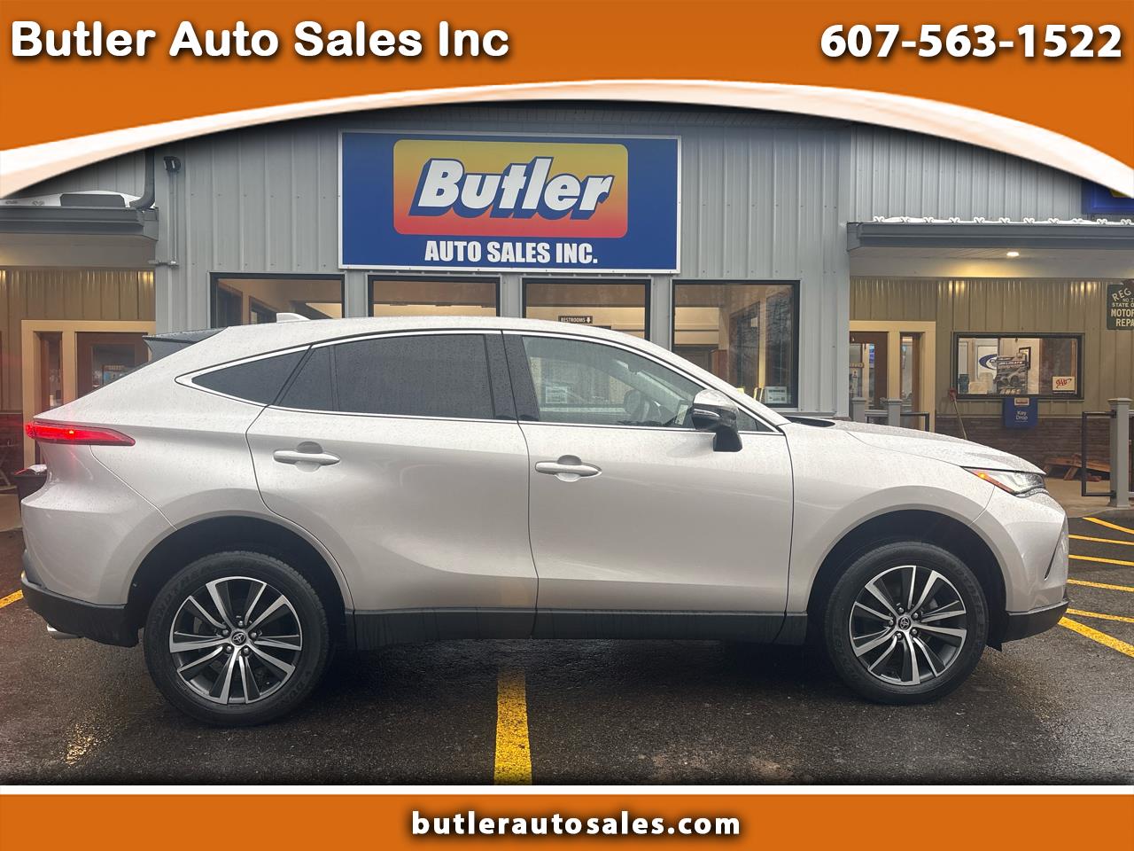 Toyota Venza LE 2023