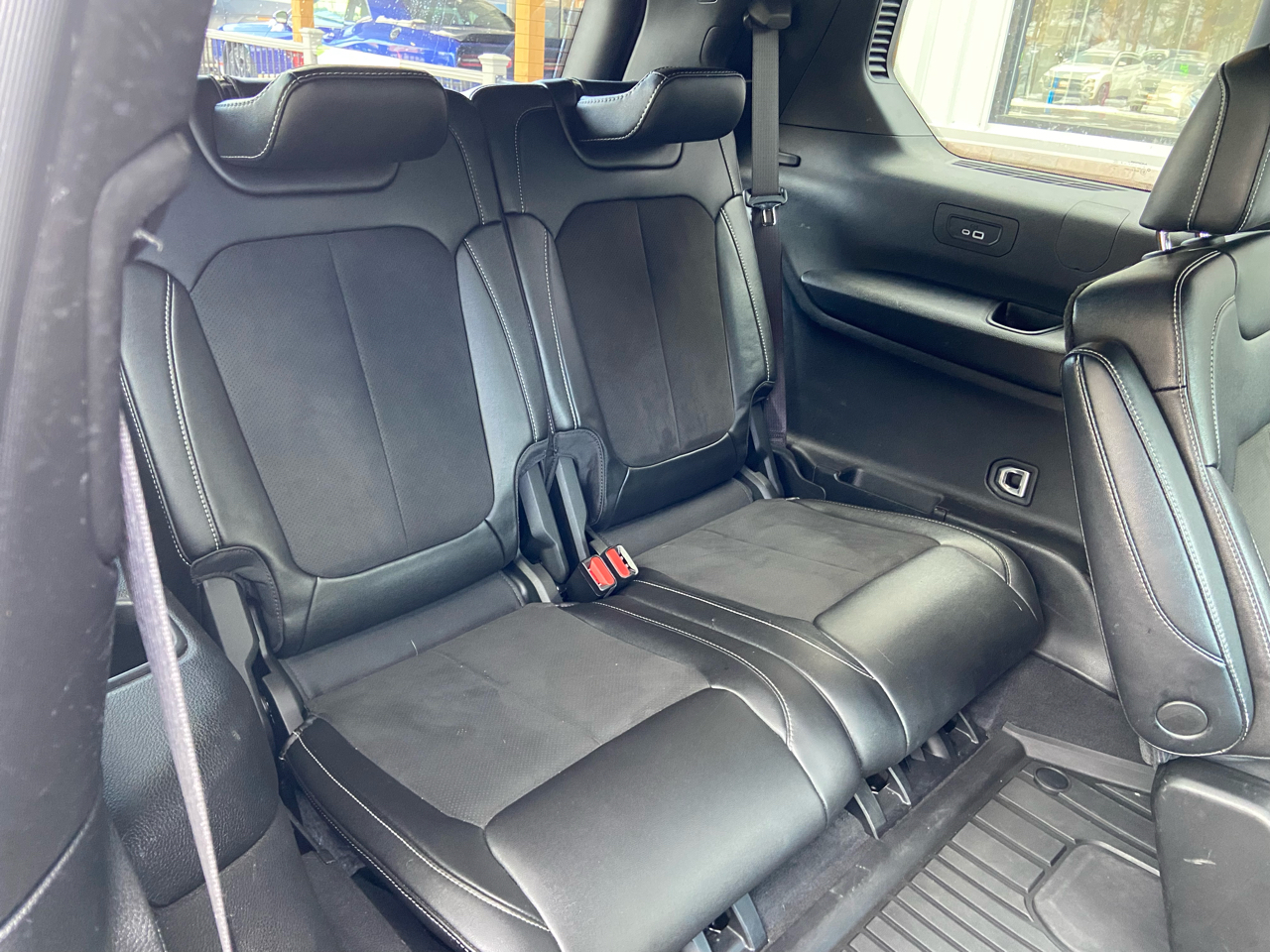 Jeep Grand Cherokee L Laredo 4WD 2023