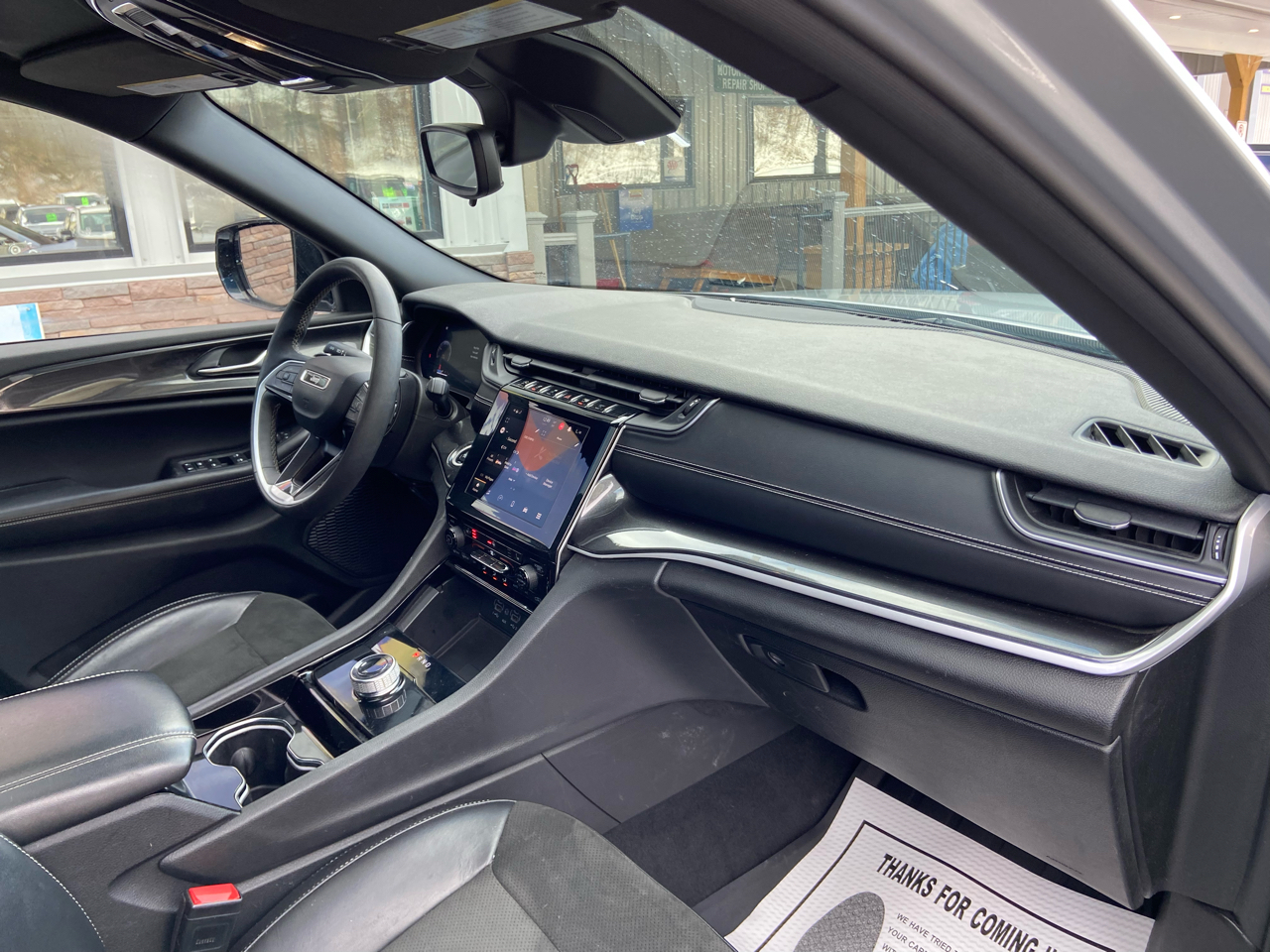 Jeep Grand Cherokee L Laredo 4WD 2023