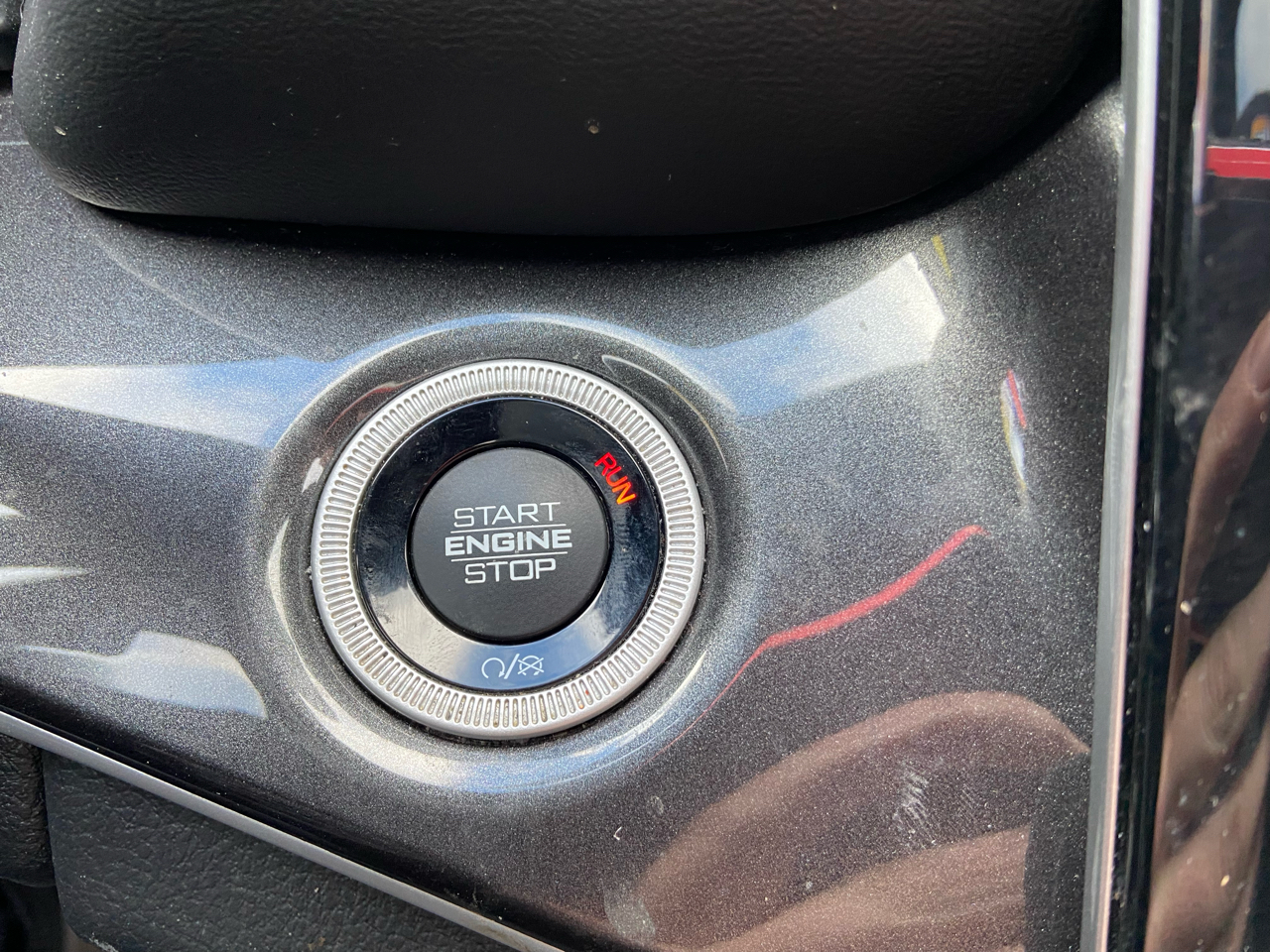 Jeep Grand Cherokee L Laredo 4WD 2023