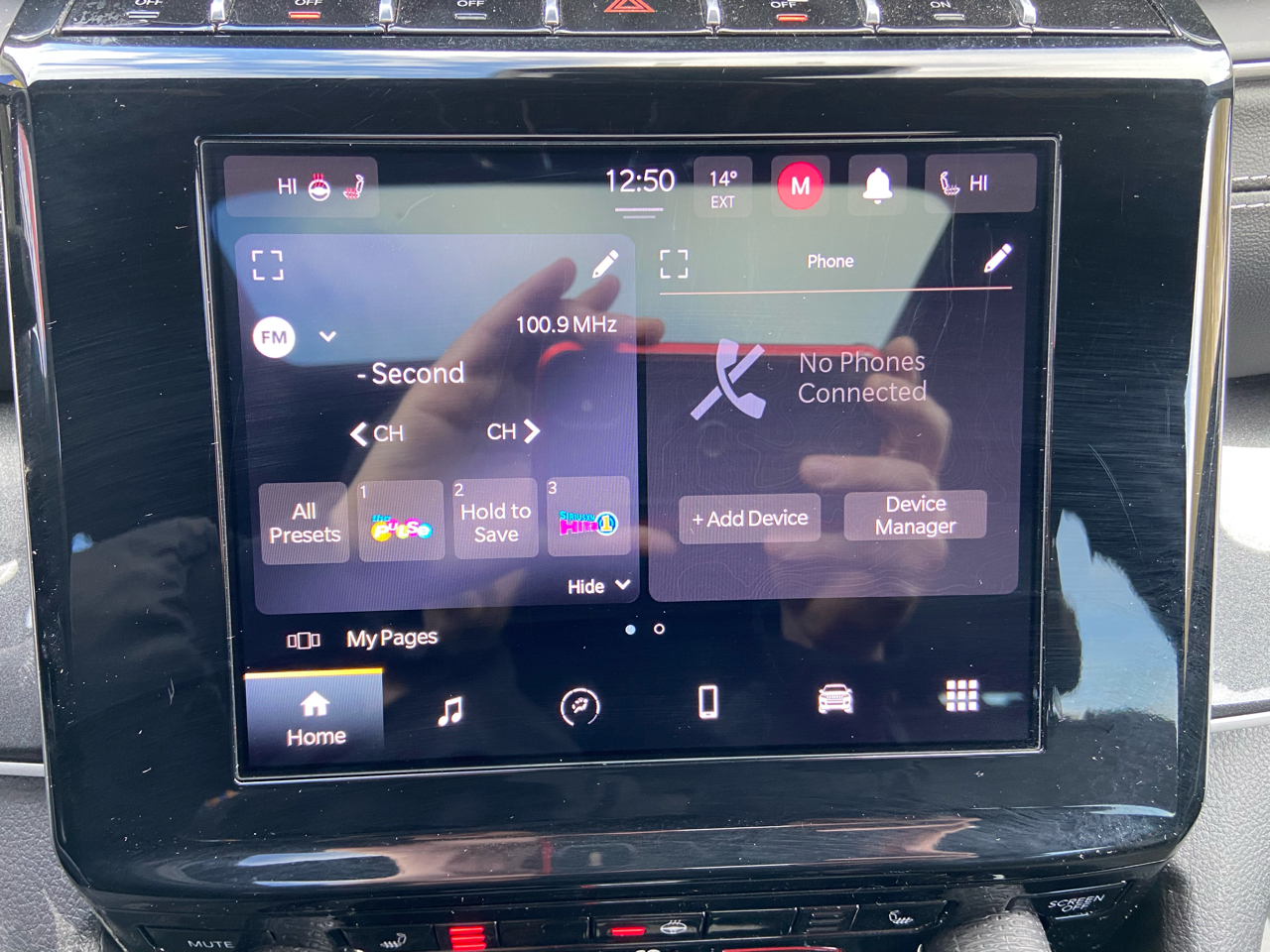 Jeep Grand Cherokee L Laredo 4WD 2023