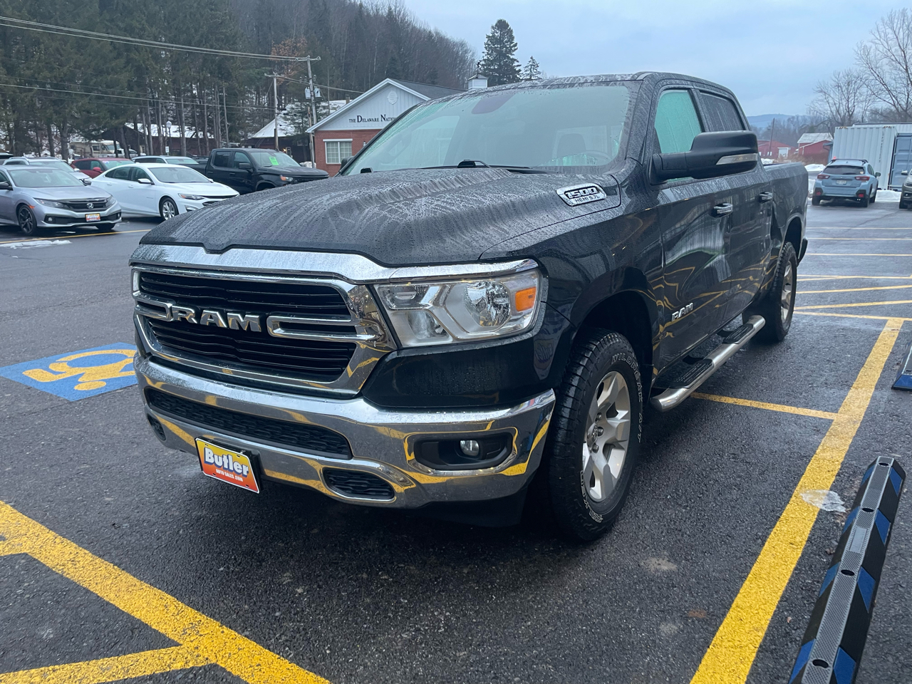 RAM 1500 Big Horn Crew Cab SWB 4WD 2019
