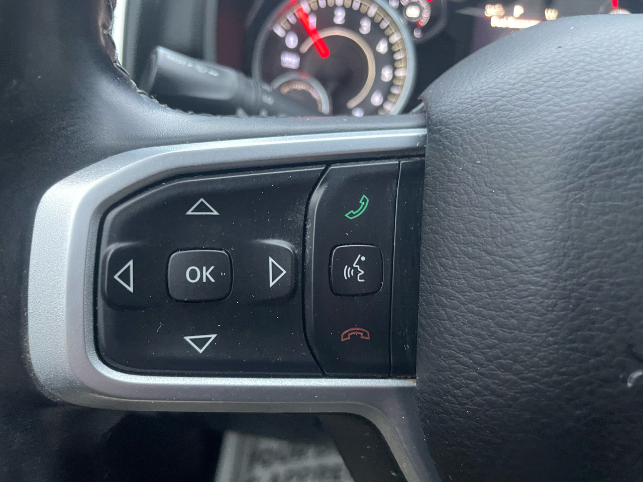 RAM 1500 Big Horn Crew Cab SWB 4WD 2019