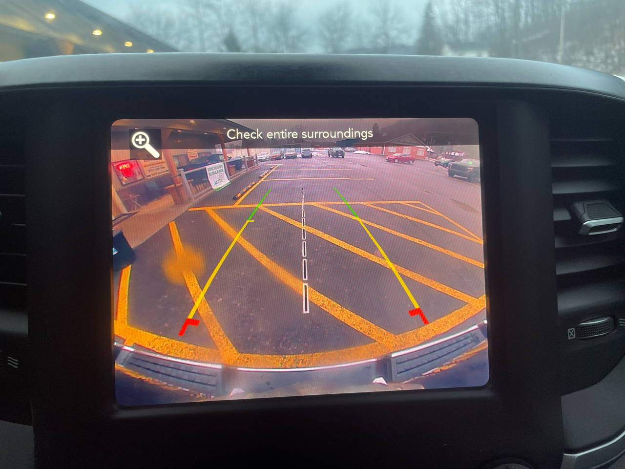 RAM 1500 Big Horn Crew Cab SWB 4WD 2019