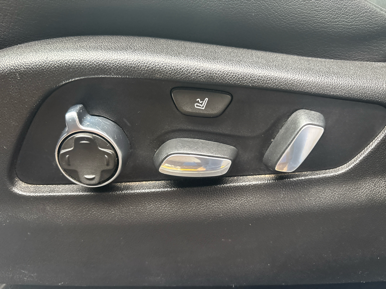 Cadillac XT4 Premium Luxury AWD 2019