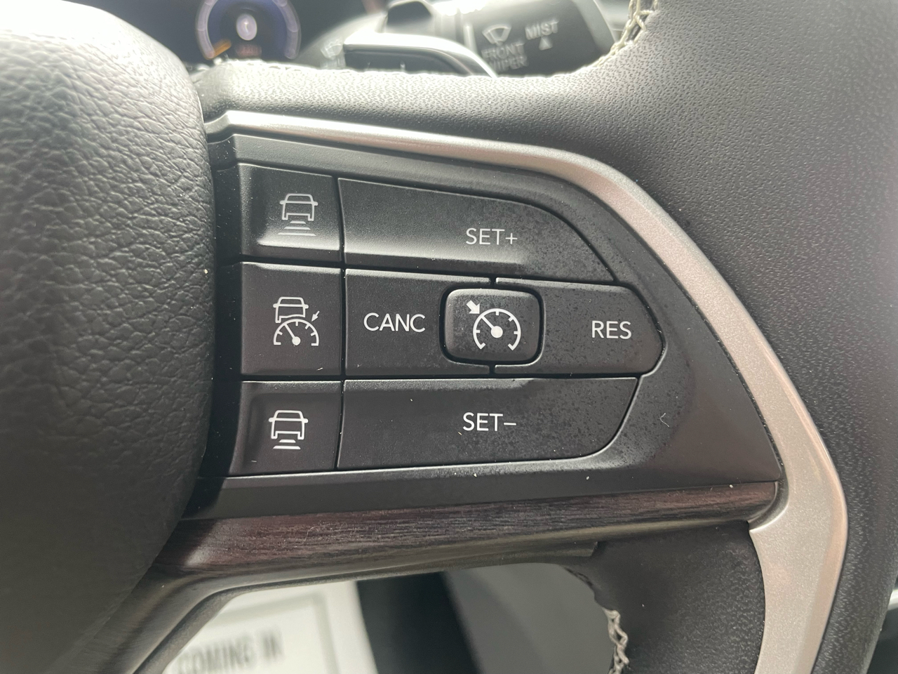 Jeep Grand Cherokee L Limited 4WD 2023