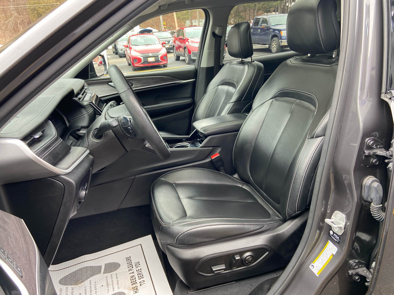 Jeep Grand Cherokee L Limited 4WD 2023