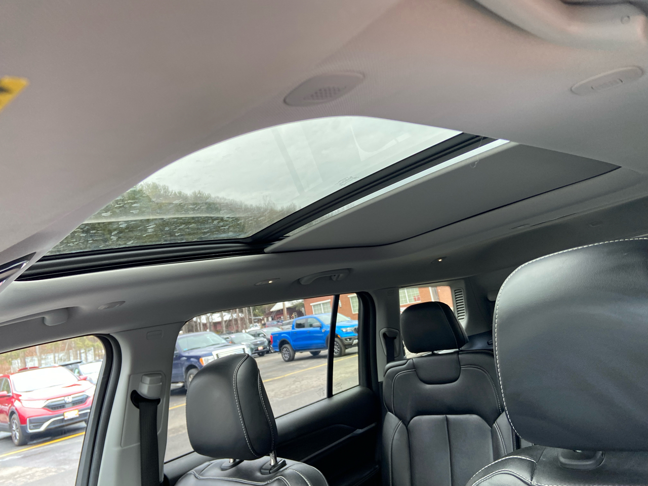 Jeep Grand Cherokee L Limited 4WD 2023