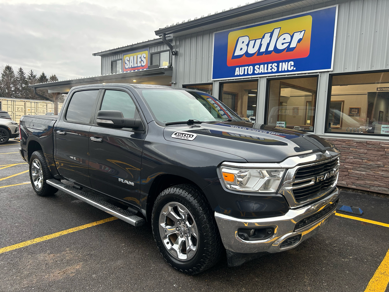 RAM 1500 Big Horn Crew Cab SWB 4WD 2019