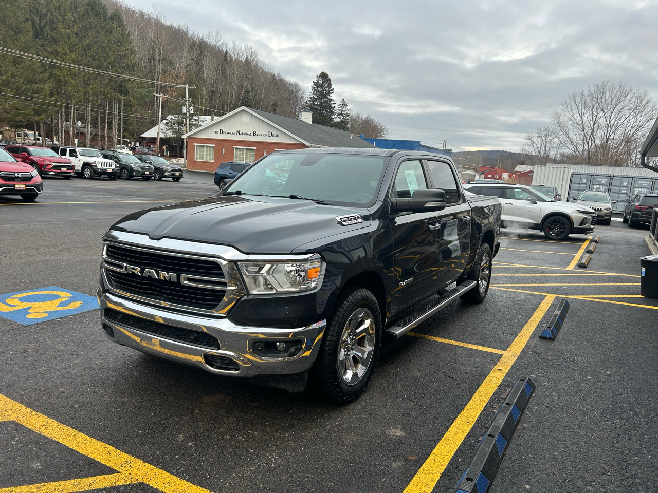 RAM 1500 Big Horn Crew Cab SWB 4WD 2019