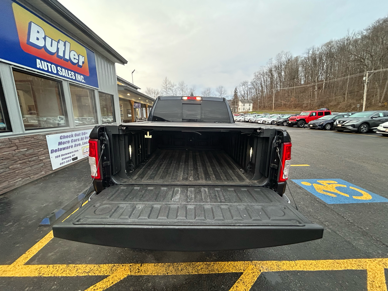 RAM 1500 Big Horn Crew Cab SWB 4WD 2019