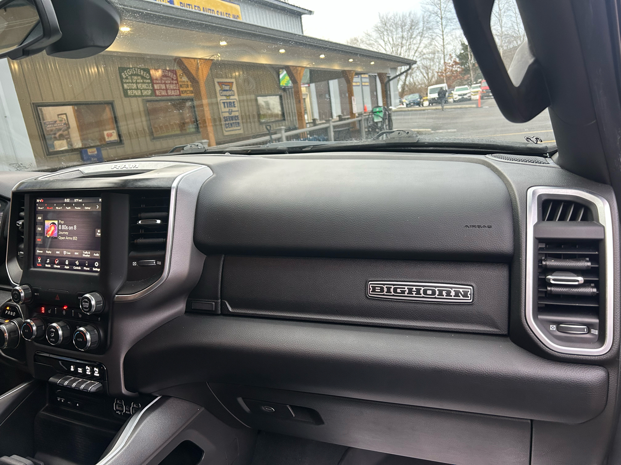 RAM 1500 Big Horn Crew Cab SWB 4WD 2019