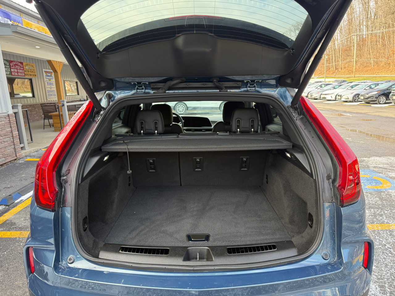 Cadillac XT4 Premium Luxury AWD 2025