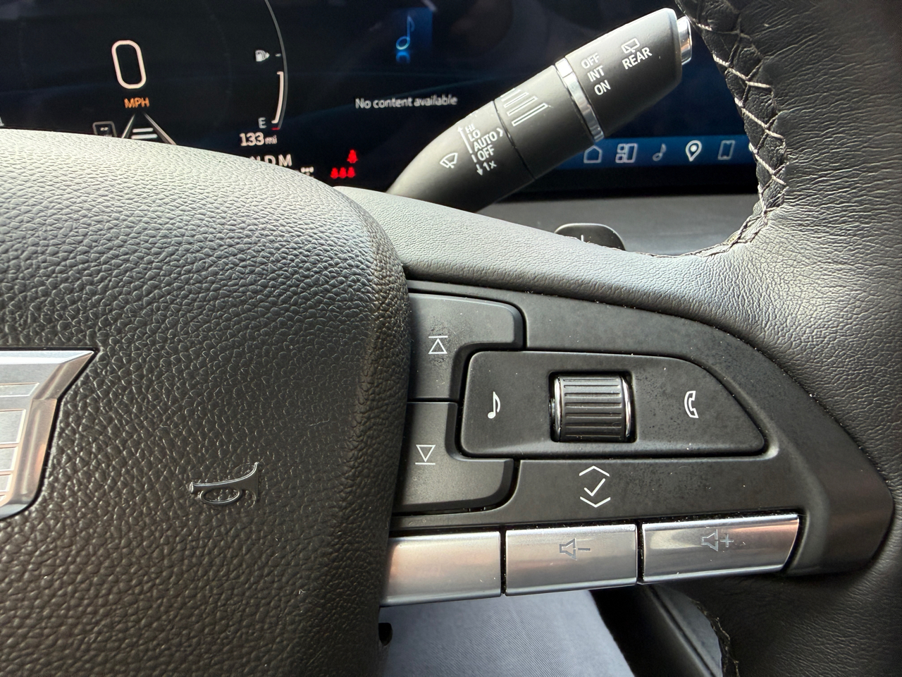 Cadillac XT4 Premium Luxury AWD 2025