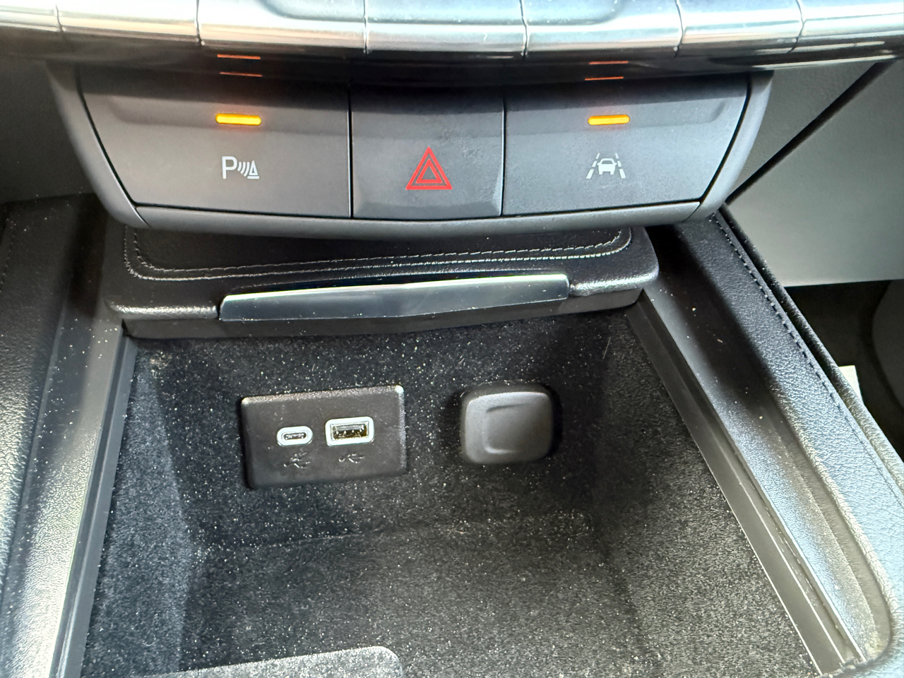 Cadillac XT4 Premium Luxury AWD 2025