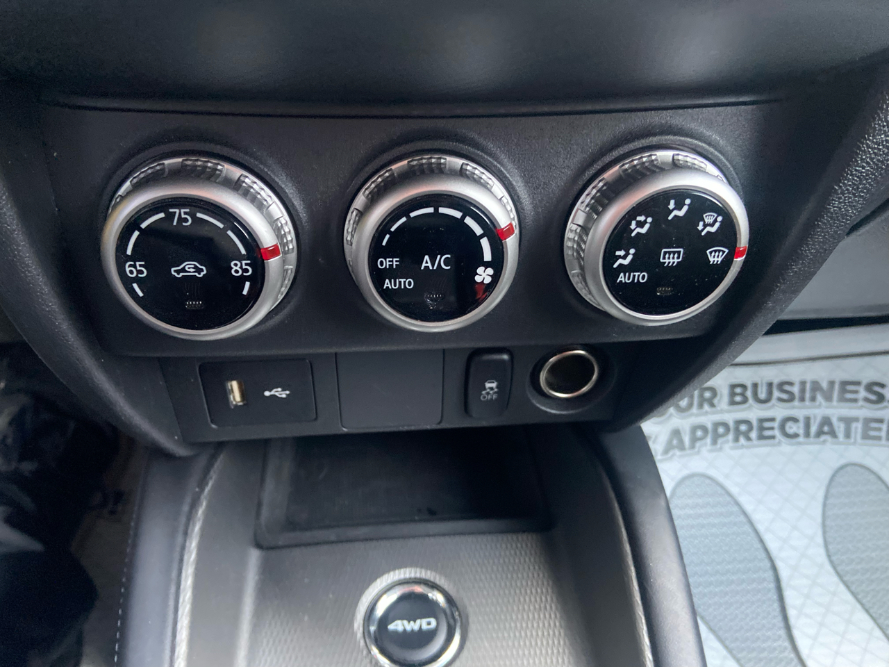 Mitsubishi Outlander Sport 2.0 ES 4WD 2024