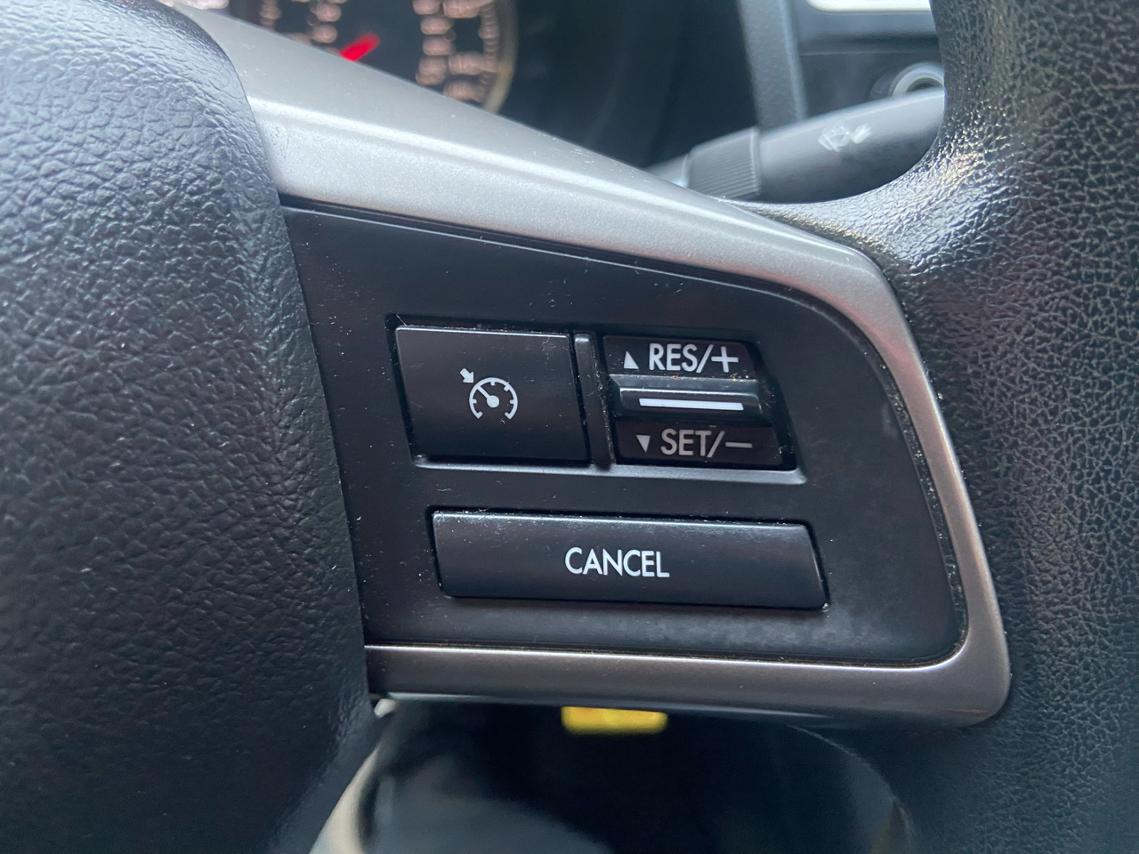 Subaru Impreza 2.0i PZEV CVT 4-Door 2016