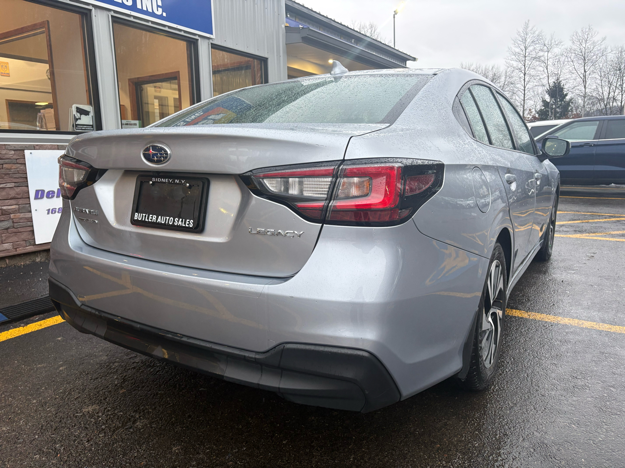 Subaru Legacy Premium 2024